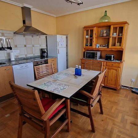 Apartamento Parque Del Oeste Oviedo Bagian luar foto