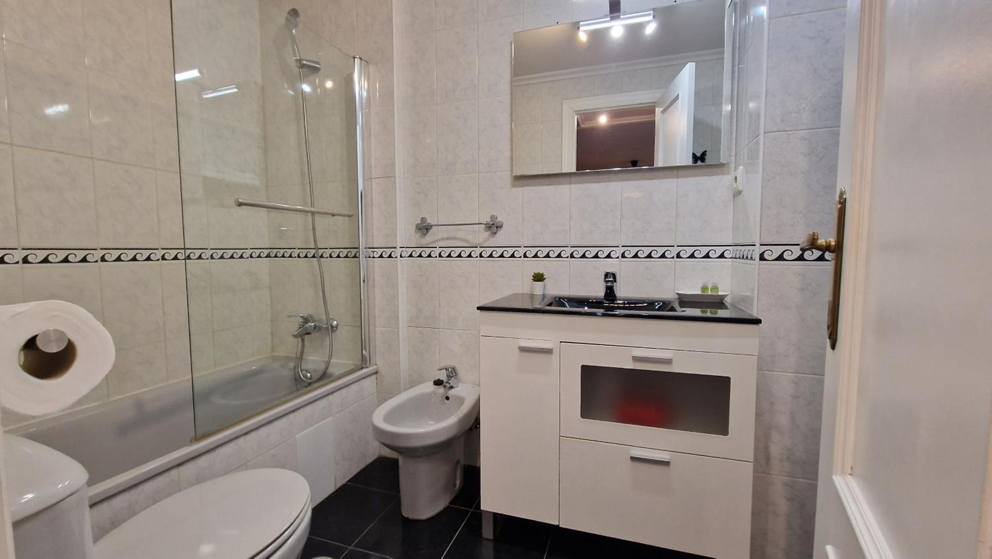 Apartamento Parque Del Oeste Oviedo Bagian luar foto